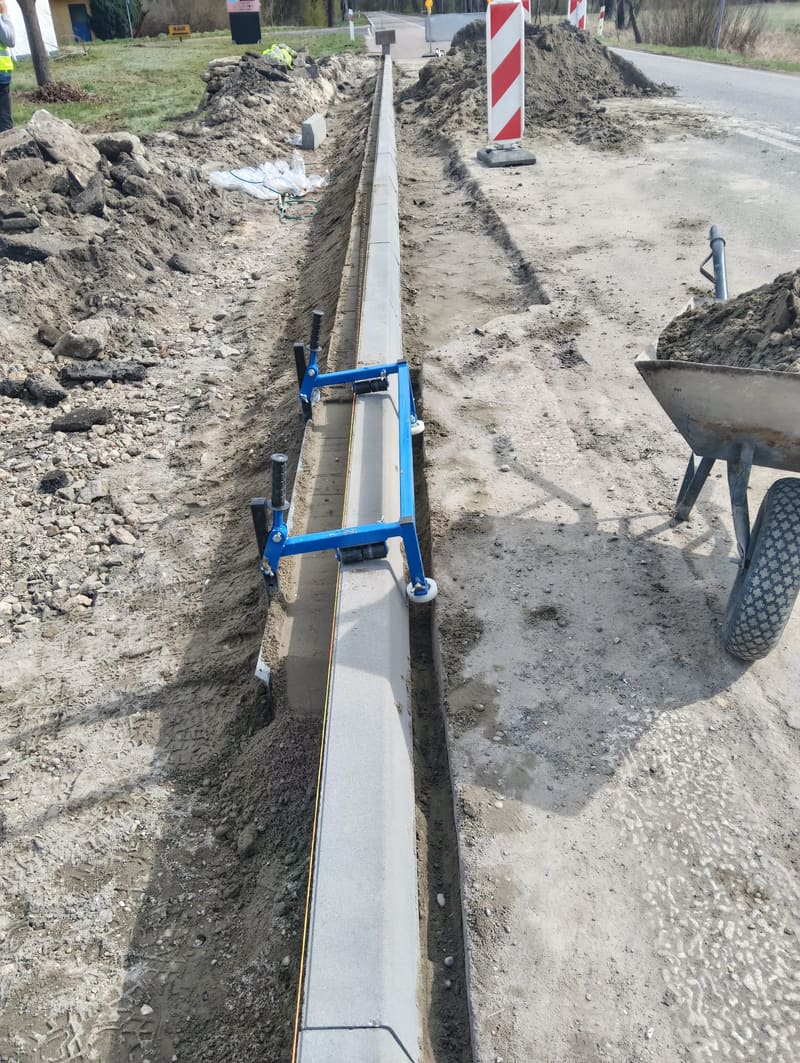 Układanie krawężników - FLEXIP Lublin